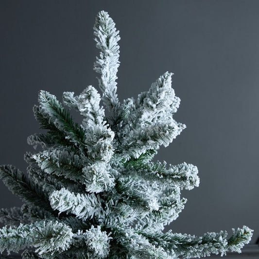 Bavarian Snow Christmas Tree - 6 ft