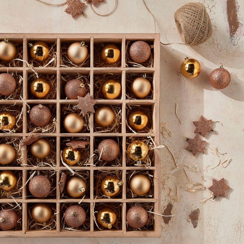 Decorative 50-Piece Ball Set