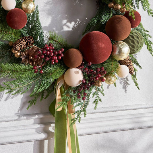 Pine Needle Wreath with Bauble - 61 cm