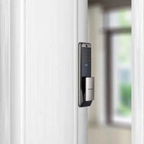 Samsung SHP P72 Smart Fingerprint Door Lock-Silver