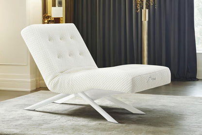 Smart Lounge Chair C2310