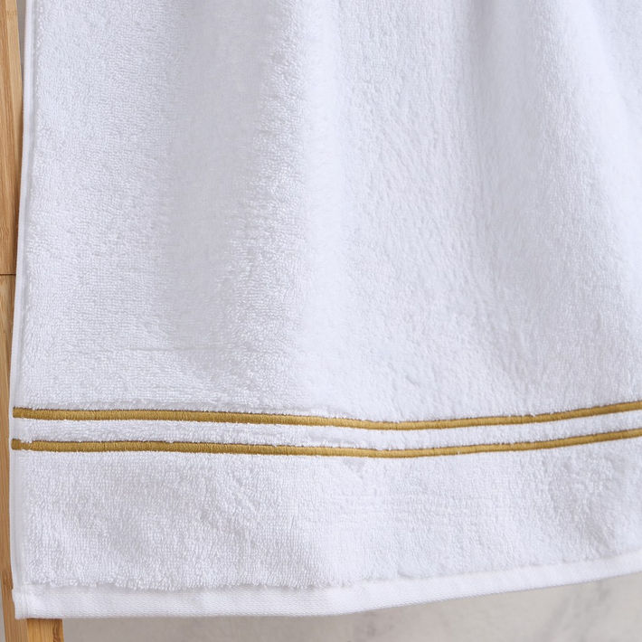 Egyptian Hotel 650 GSM Hand Towel - 50x90 cm