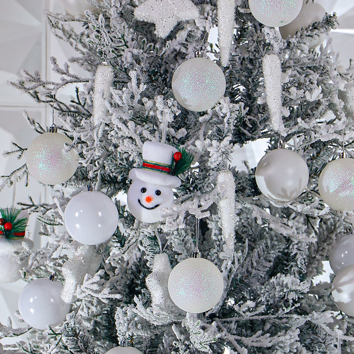 Lifelike Snow-Flocked Christmas Tree with Sturdy Metal Stand - 150 cm