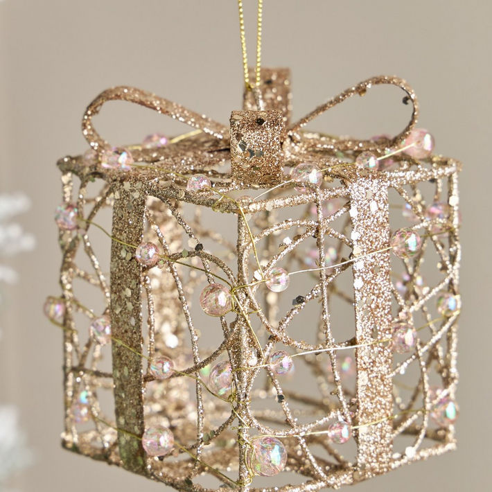 Beaded Gift Bag Hanging Tree Ornament - 8x8x10 cm