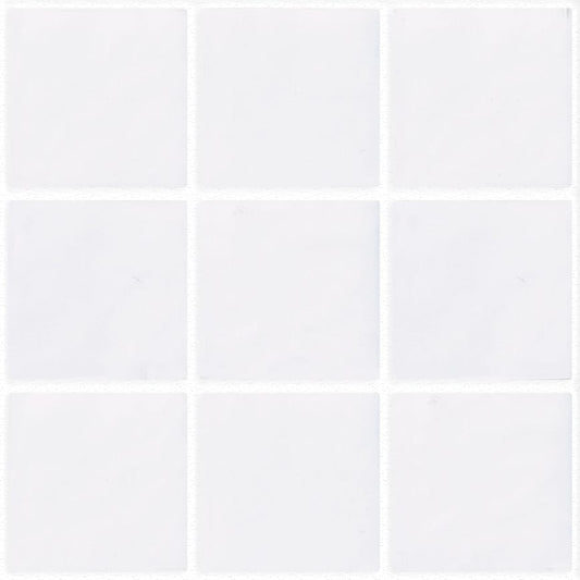 985