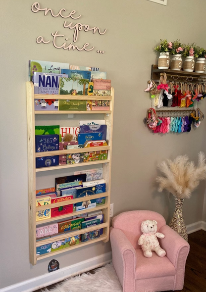 Wall-Mounted Wooden Bookshelf: 4 Tiers