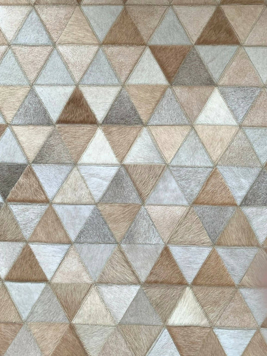 DEKOLAND - Pyramid Rug Beige, Champagne Home Interior Decor by Dinkids Furniture Trading L.L.C. | Souqify