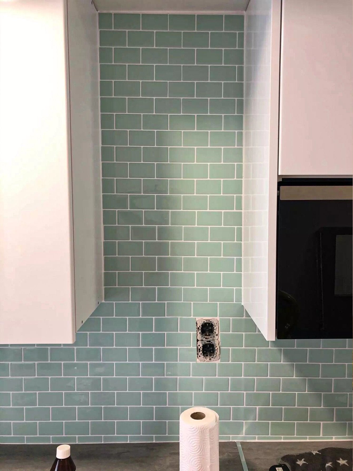 Subway Green Color Vinyl Tiles T80056 by Vivid Tiles | Souqify