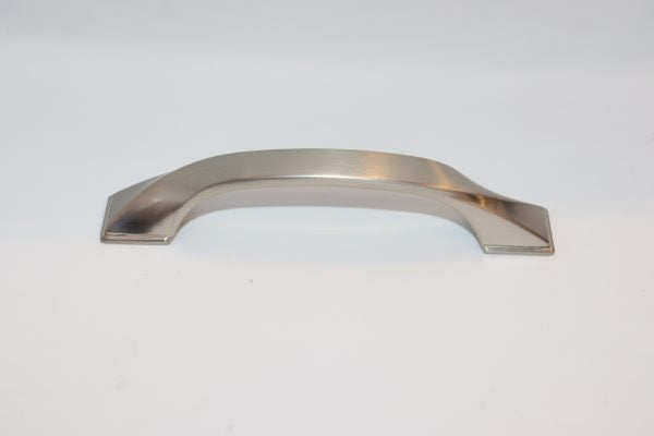 VILA |6583| Drawer Handles Pulls Solid Zinc Alloy Furniture cupboard or Kitchen Drawer Handles 1-Pec by Vilalock | Souqify