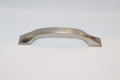 VILA |6583| Drawer Handles Pulls Solid Zinc Alloy Furniture cupboard or Kitchen Drawer Handles 1-Pec by Vilalock | Souqify