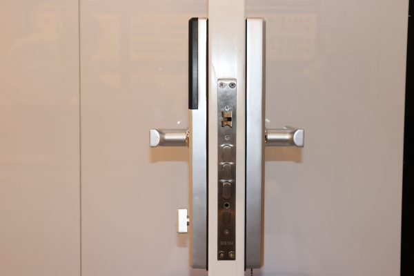 Vila Digital Door Lock,Display screen,Keypad Digital,Biometric Fingerprint,IC Card,Mechanical key Unlock for Apartment Hotel Home Use by Vilalock | Souqify