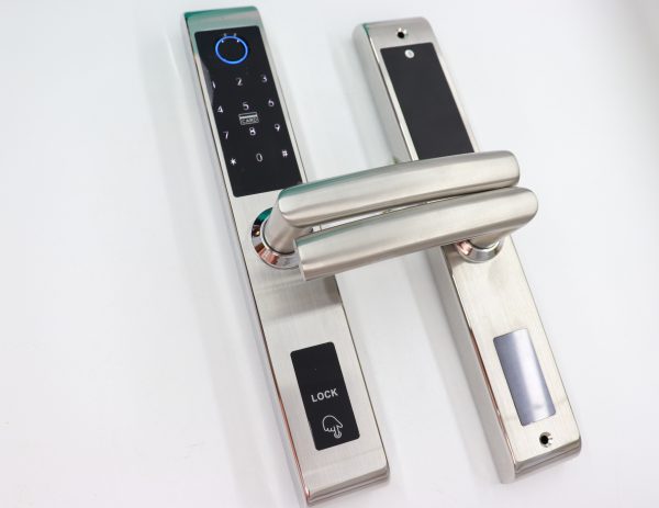 VILA Smart Lock, D019 SN ,With WiFi Tuya App, Display screen,Keypad Digital,Biometric Fingerprint,IC Card,Mechanical key Unlock for Apartment Hotel Home Use. COLOR: (SILVER) by Vilalock | Souqify